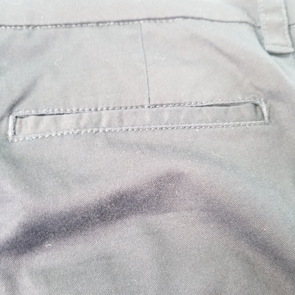 J C Penny Navy Capris View 4